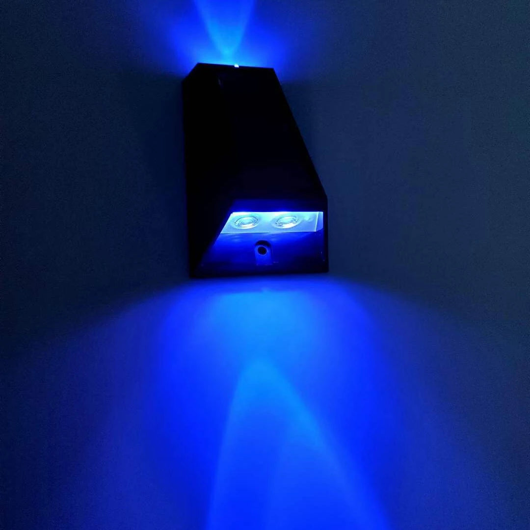 Solar Wall Lights Outdoor Waterproof Decorative Garden Lights RGB / Dual-Color Garden Decorative Fence Lights