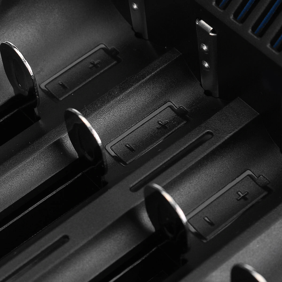 Nitecore SC4 3A Fast Charge LCD Intelligent Battery Charger Super for Li-ion IMR LiFePO4 Batteries For Flashlight RC Toys Home Tools