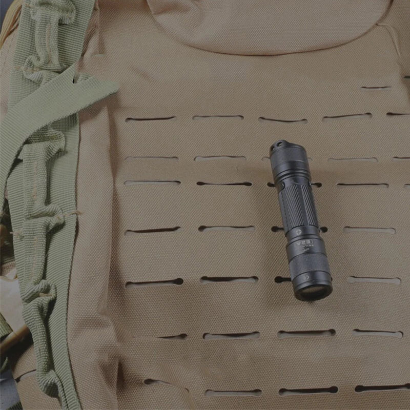 SKILHUNT E2A SST20 600LM Compact Pocket EDC Flashlight Mini LED Torch Keychain Light 14500 / AA