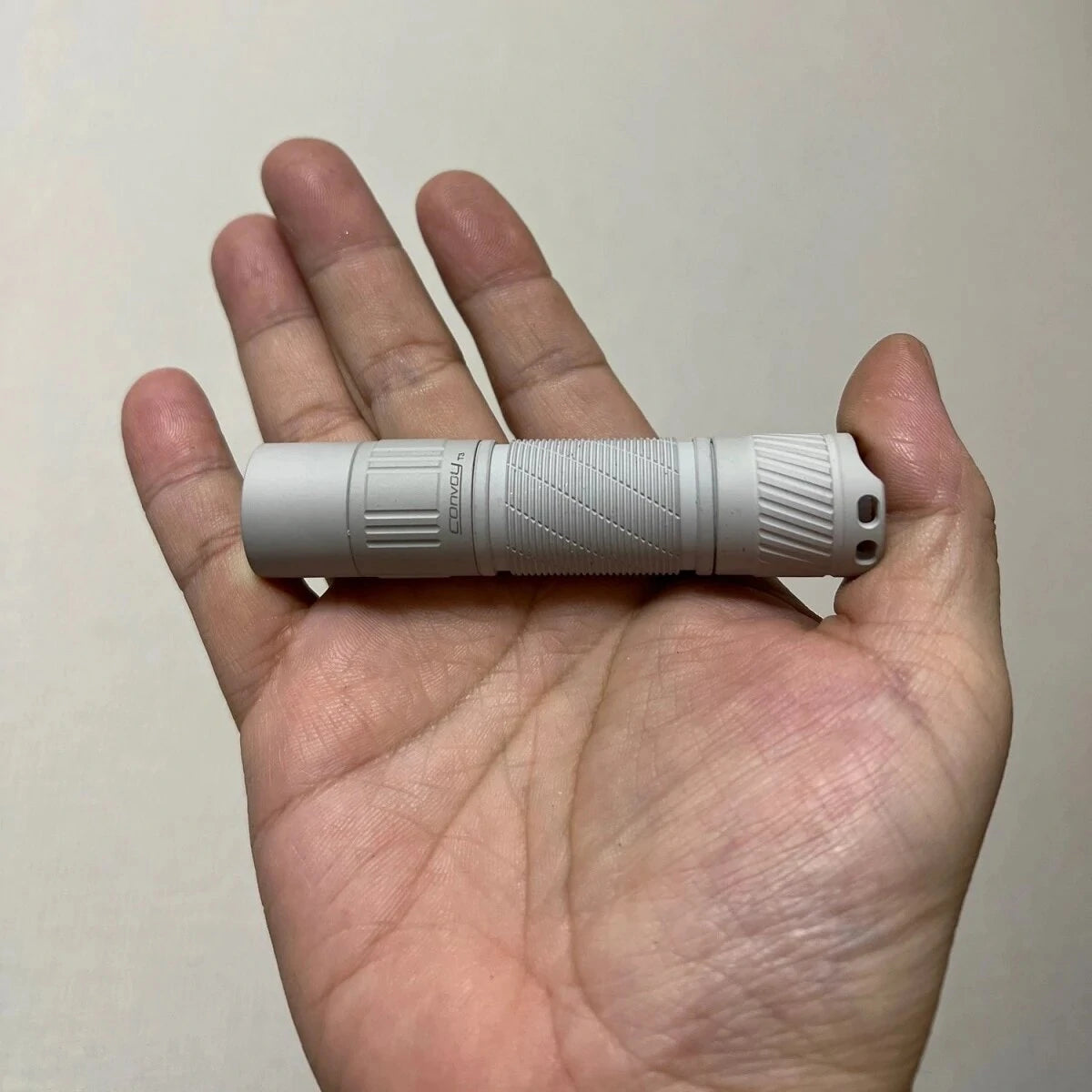 MAO Convoy S2+ 519A LED High CRI 18650 Flashlight Orange Peel Flooding Light 12 Groups Modes Compact LED Torch