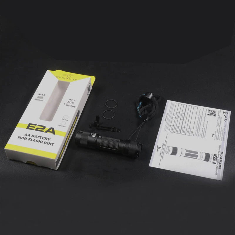 SKILHUNT E2A SST20 600LM Compact Pocket EDC Flashlight Mini LED Torch Keychain Light 14500 / AA