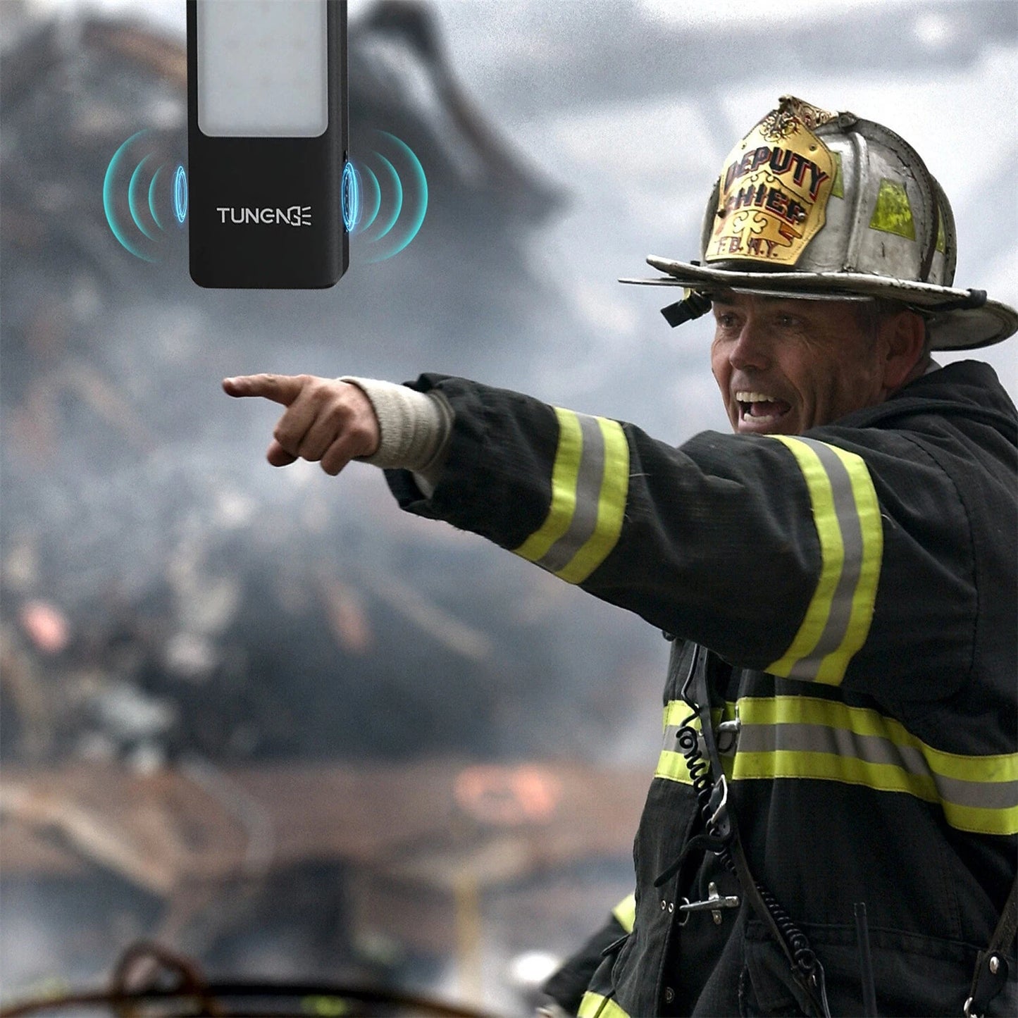 TUNENGE YC8001 800LM Flat LED Flashlight Type-C Rechargeable EDC Torch with Tail Magnet IP67 Waterproof Built-in1000 mAh Battery Lantern